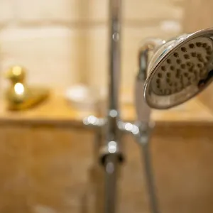 duplex-calme-et-climatise-au-centre-historique.fr-provencehotel.com/