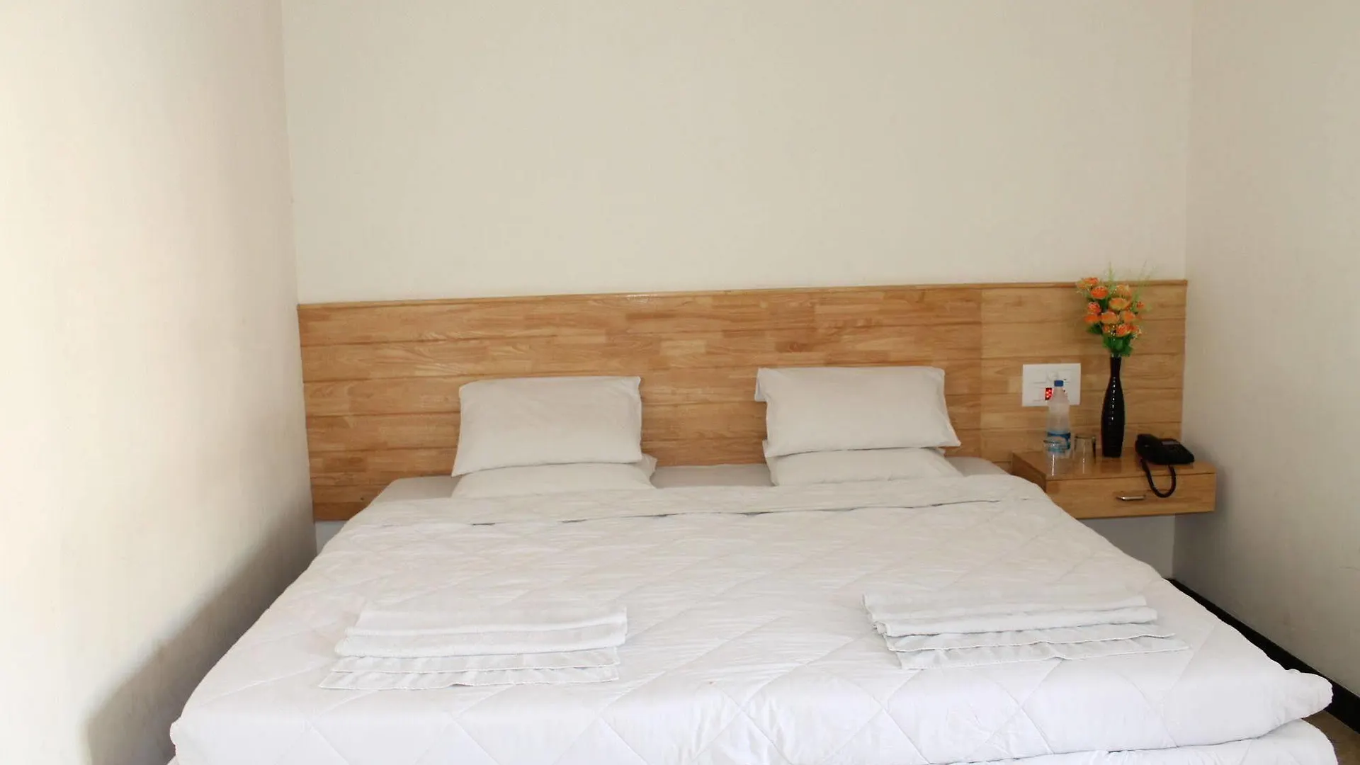 Oyo 1900 Hotel Olive Residency Mysore 2*,